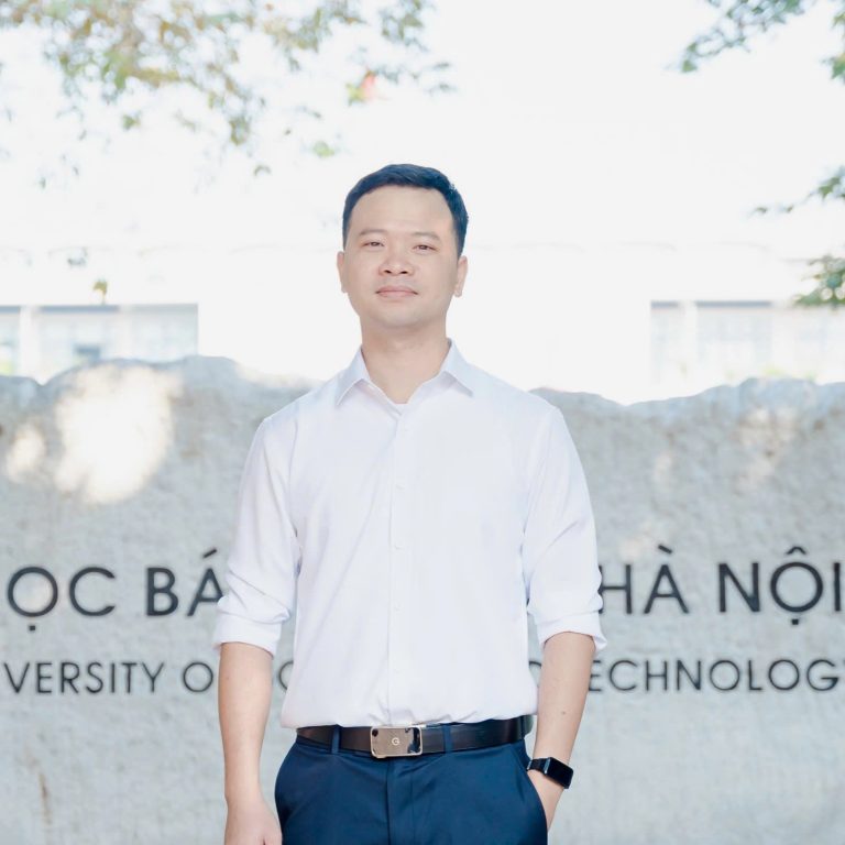 GIẢNG VIÊN NGUYỄN VĂN HUY